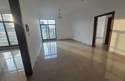 عمارة بالكامل - 2 غرف نوم - 2 حمامات للايجار في ايفر شاين 1 - منطقة 15 - قرية جميرا الدائرية - دبي