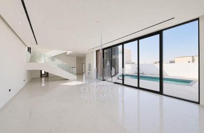 Villa - 5 Bedrooms - 7 Bathrooms for rent in Al Aweer 1 - Al Aweer - Dubai Villa - 5 Bedrooms - 7 Bathrooms for rent in Al Aweer 1 - Al Aweer - Dubai