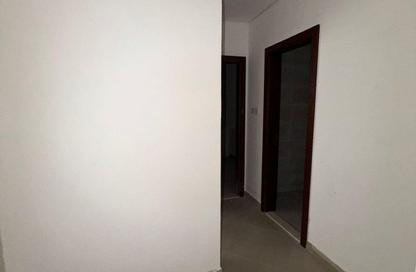Apartment - 1 Bedroom - 2 Bathrooms for rent in Al Qulaya'ah - Al Sharq - Sharjah