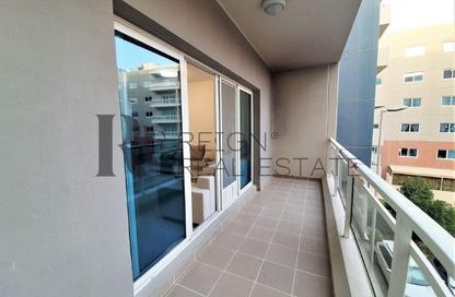 Apartment - 1 Bedroom - 2 Bathrooms for sale in Tower 34 - Al Reef Downtown - Al Reef - Abu Dhabi