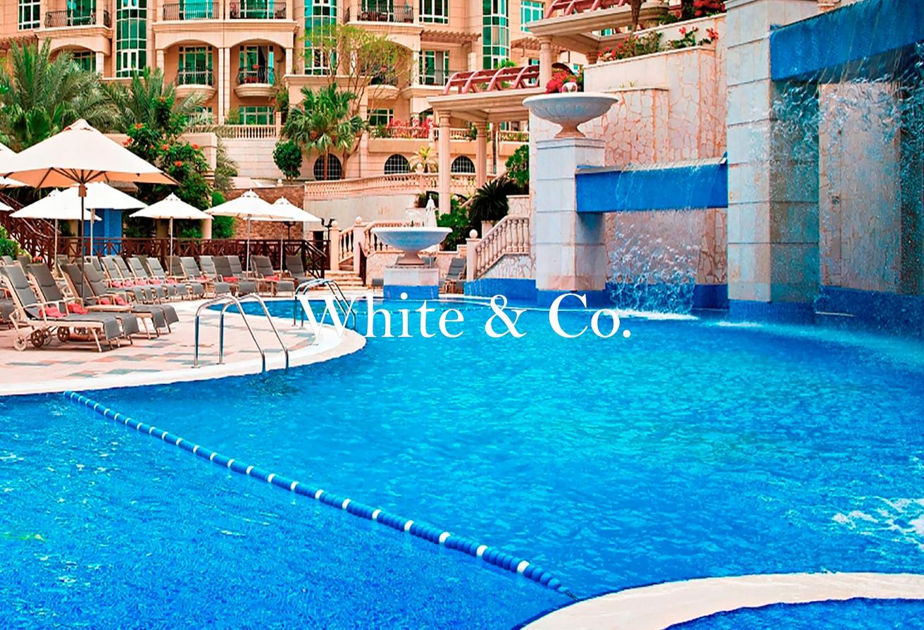 Dubai Mall | Penthouse | Private Pool photo 16