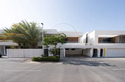 Villa - 5 Bedrooms - 7 Bathrooms for sale in West Yas - Yas Island - Abu Dhabi Villa - 5 Bedrooms - 7 Bathrooms for sale in West Yas - Yas Island - Abu Dhabi