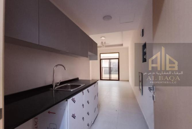 67437793 - Property Image 2