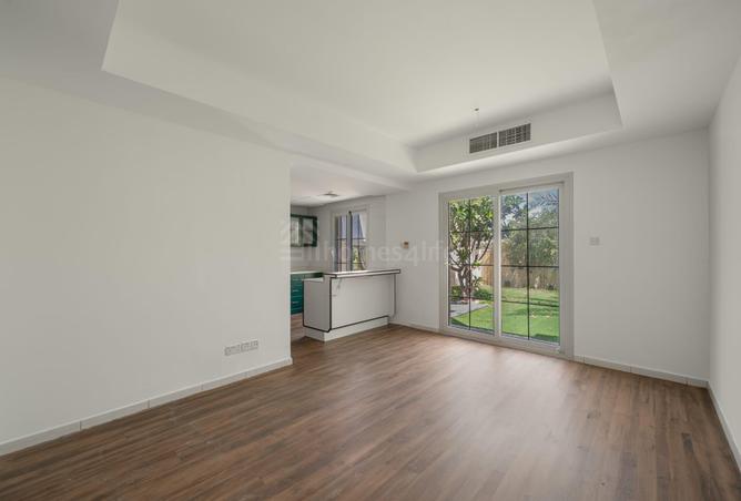 94000398 - Property Image 2