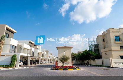 Townhouse - 3 - 5 for sale in Bloom Gardens Villas - Bloom Gardens - Al Salam Street - Abu Dhabi