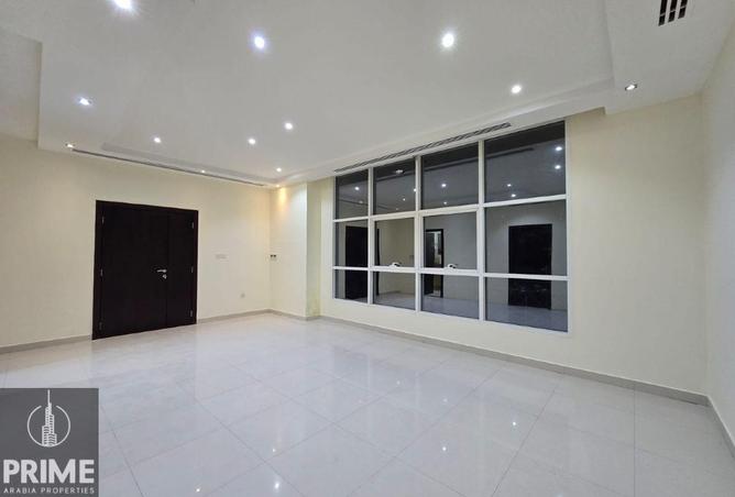 72339632 - Property Image 3