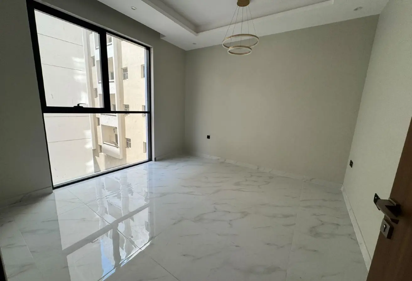 165585608 - Property Main Image