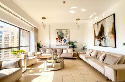 Apartment - 2 Bedrooms - 3 Bathrooms for rent in Rimal 1 - Rimal - Jumeirah Beach Residence - Dubai