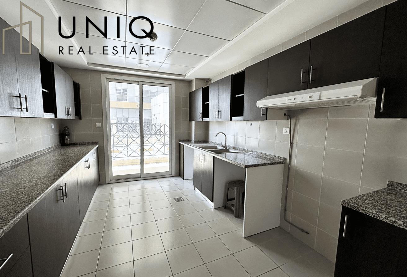 Spacious 2-Bedroom | VACANT | Ground Floor Unit photo 6