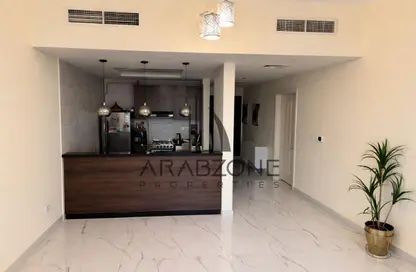 شقة - غرفة نوم - 2 حمامات للبيع في اوليمبيكو ريزيدنس - المدينة العالمية المرحلة 2 - 4 الورسان - الورسان - دبي