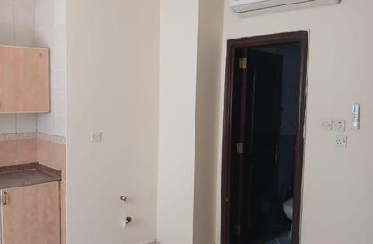 Apartment - Studio - 1 Bathroom for rent in Rolla Square - Rolla Area - Sharjah Apartment - Studio - 1 Bathroom for rent in Rolla Square - Rolla Area - Sharjah
