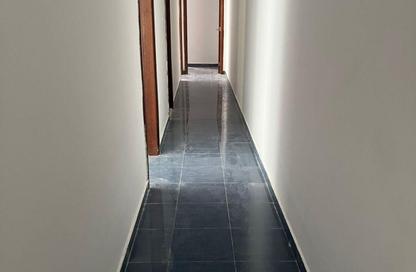 Apartment - 3 Bedrooms - 3 Bathrooms for rent in Al Qulaya'ah - Al Sharq - Sharjah