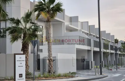 فيلا - 3 غرف نوم - 4 حمامات للبيع في ماج آي - ماج سيتي - مدينة الشيخ محمد بن راشد - دبي