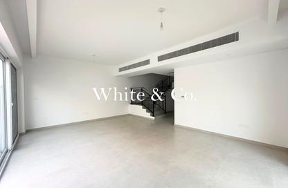 Townhouse - 4 - 4 for rent in Verona - Damac Hills 2 - Dubai