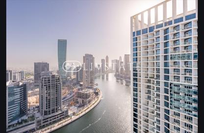 Apartment - Studio - 1 for rent in Damac Maison Prive B - Damac Maison Prive - Business Bay - Dubai