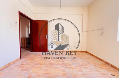 Apartment - 1 - 1 for rent in Fire Station Road - Muwaileh - Sharjah