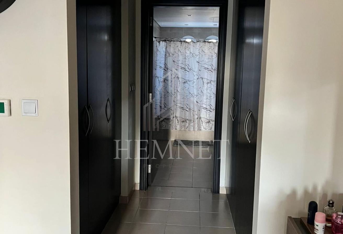 Corner Villa 3BR + Maid | Spacious Layout | Vacant photo 10