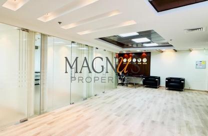 Office Space - Studio - 1 Bathroom for rent in One Lake Plaza - JLT Cluster T - Jumeirah Lake Towers - Dubai