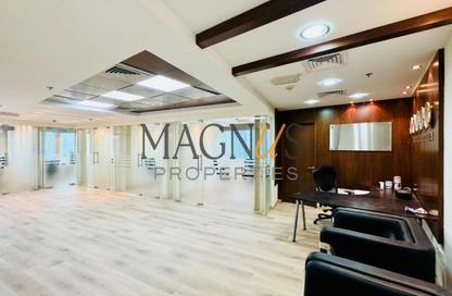 Office Space - Studio - 1 Bathroom for rent in One Lake Plaza - JLT Cluster T - Jumeirah Lake Towers - Dubai
