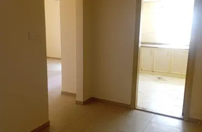 Apartment - 2 Bedrooms - 2 Bathrooms for rent in Al Khan Corniche - Al Khan - Sharjah