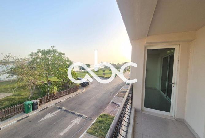 3-bed villa in Seashore · Maid's room · Sea view — photo 2