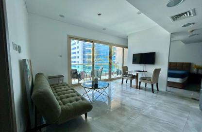Apartment - Studio - 1 Bathroom for rent in The Royal Oceanic - Dubai Marina - Dubai