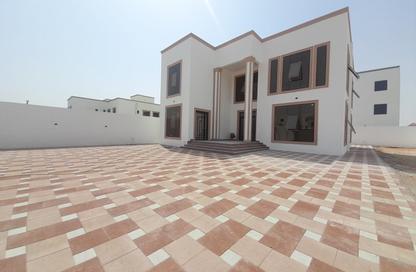 Villa - 5 - 7 for rent in Al Shamkha - Abu Dhabi
