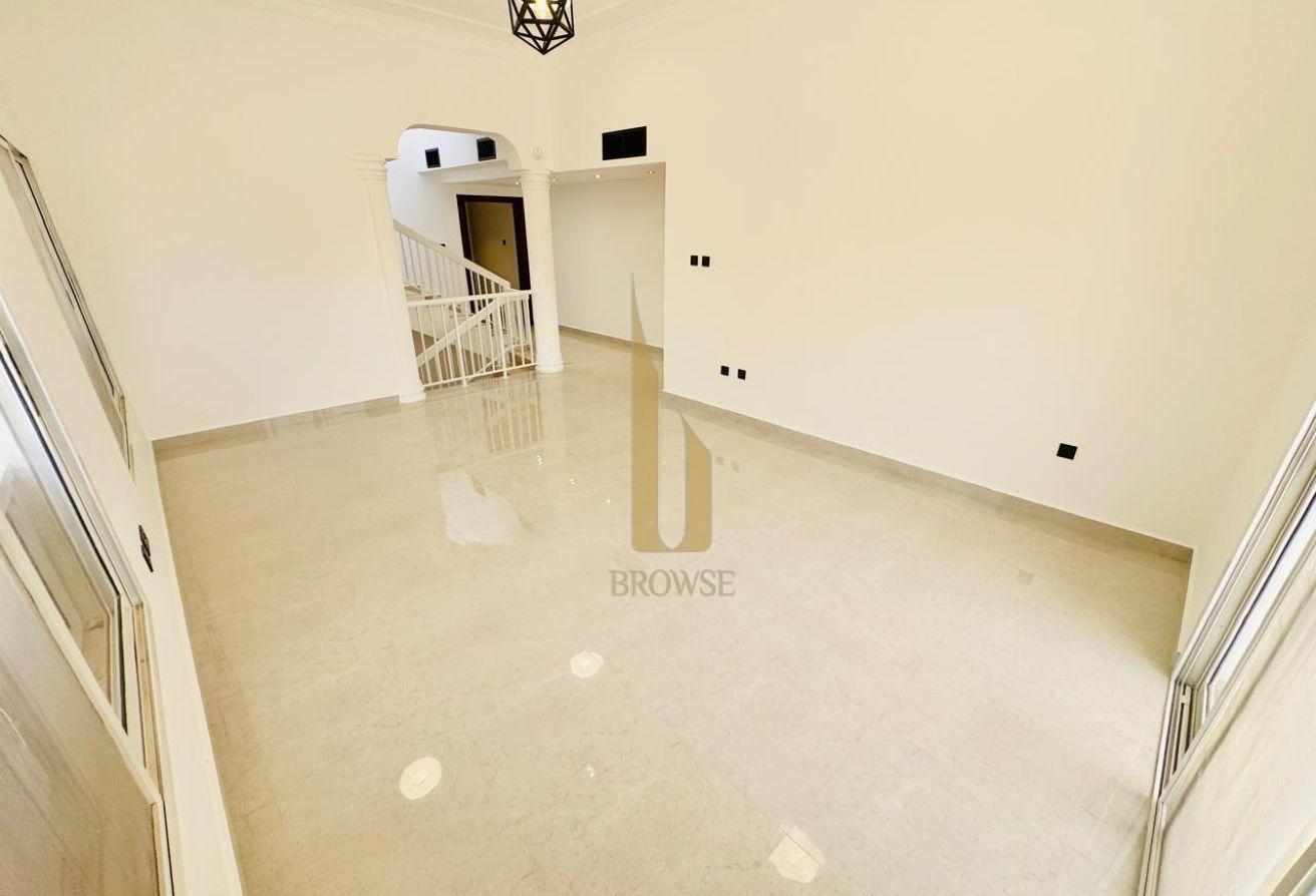 New AC Units+Ducts | New WC+Ceiling+Flooring+Doors photo 9