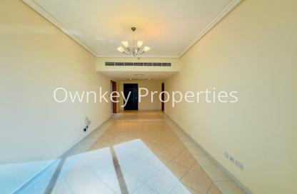 Apartment - 2 Bedrooms - 2 Bathrooms for rent in 21st Century Tower - Sheikh Zayed Road - Dubai