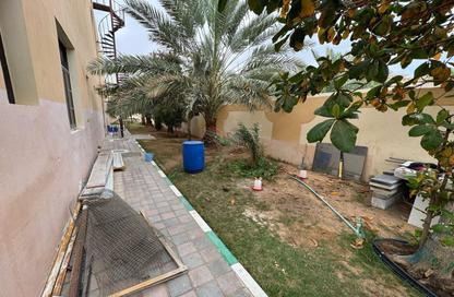 Villa - 4 - 6 for rent in Ramlat Zakher - Zakher - Al Ain