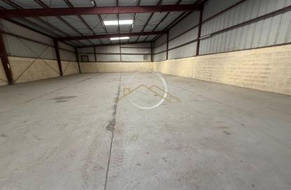 Warehouse - Studio - 1 Bathroom for rent in RAS - Umm Ramool - Dubai Warehouse - Studio - 1 Bathroom for rent in RAS - Umm Ramool - Dubai