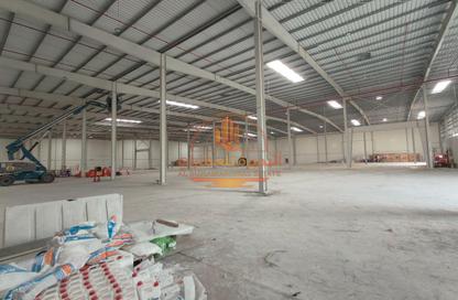 Warehouse - Studio - 4 Bathrooms for rent in Ali Mousa Building - Al Sajaa Industrial - Al Sajaa - Sharjah