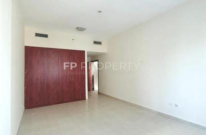 Apartment - 1 - 2 for sale in Olympic Park 4 - Olympic Park Towers - Dubai Sports City - Dubai