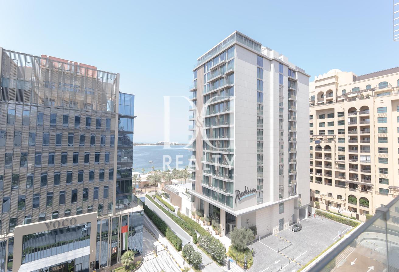 VACANT | Fully Furnished | Prime Location photo 11