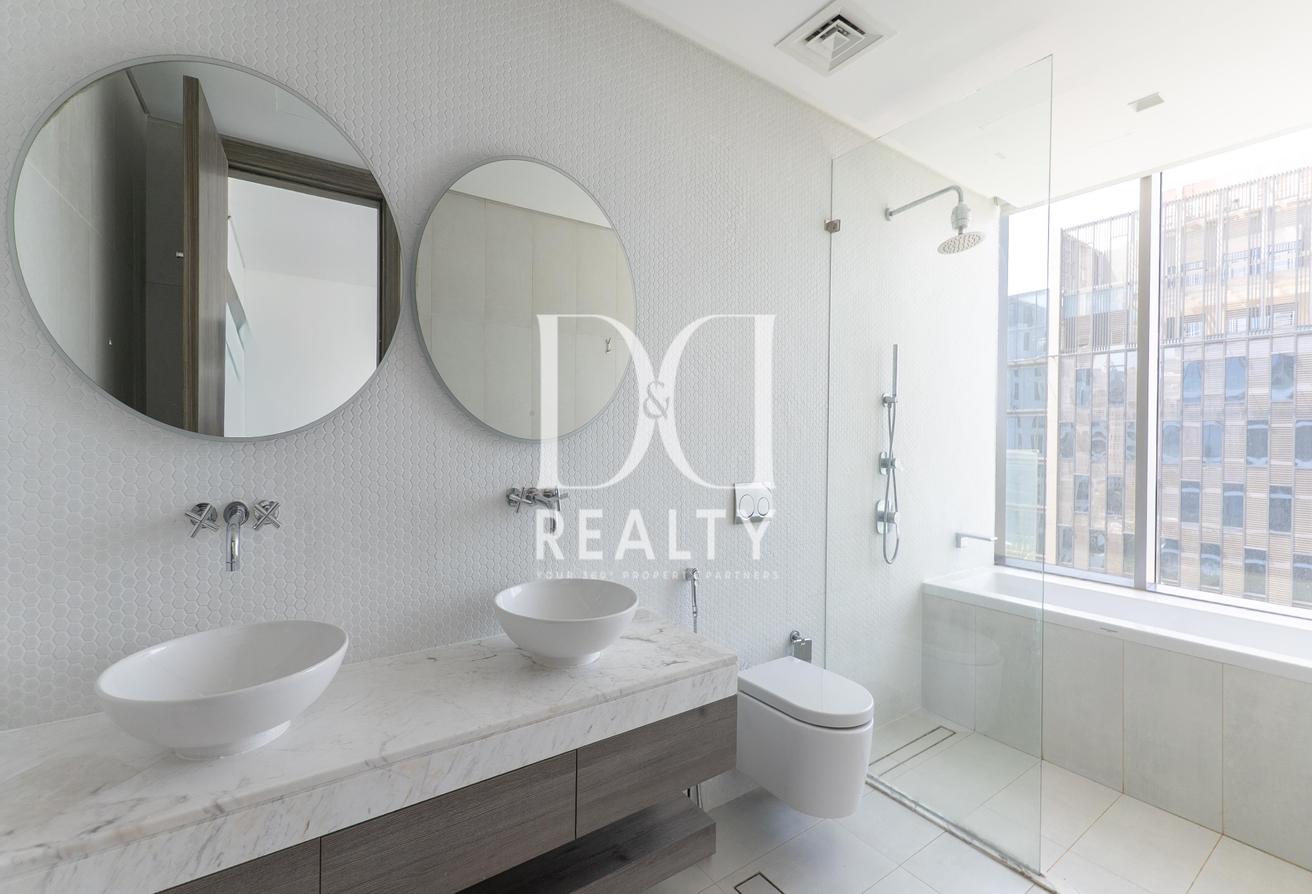 VACANT | Fully Furnished | Prime Location photo 14