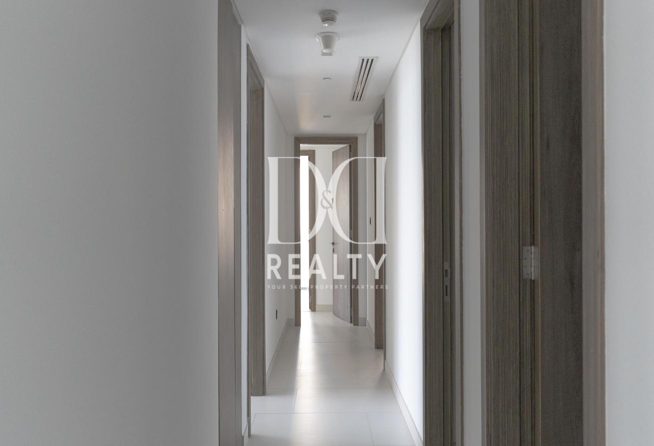 VACANT | Fully Furnished | Prime Location photo 13