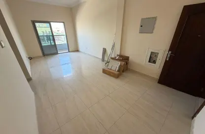 Apartment - 2 Bedrooms - 2 Bathrooms for rent in Al Nafoora 1 building - Al Rawda 2 - Al Rawda - Ajman