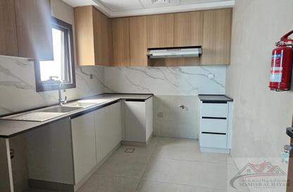 Whole Building - 7+ - 7+ for rent in Muwaileh 29 Building - Muwaileh - Sharjah