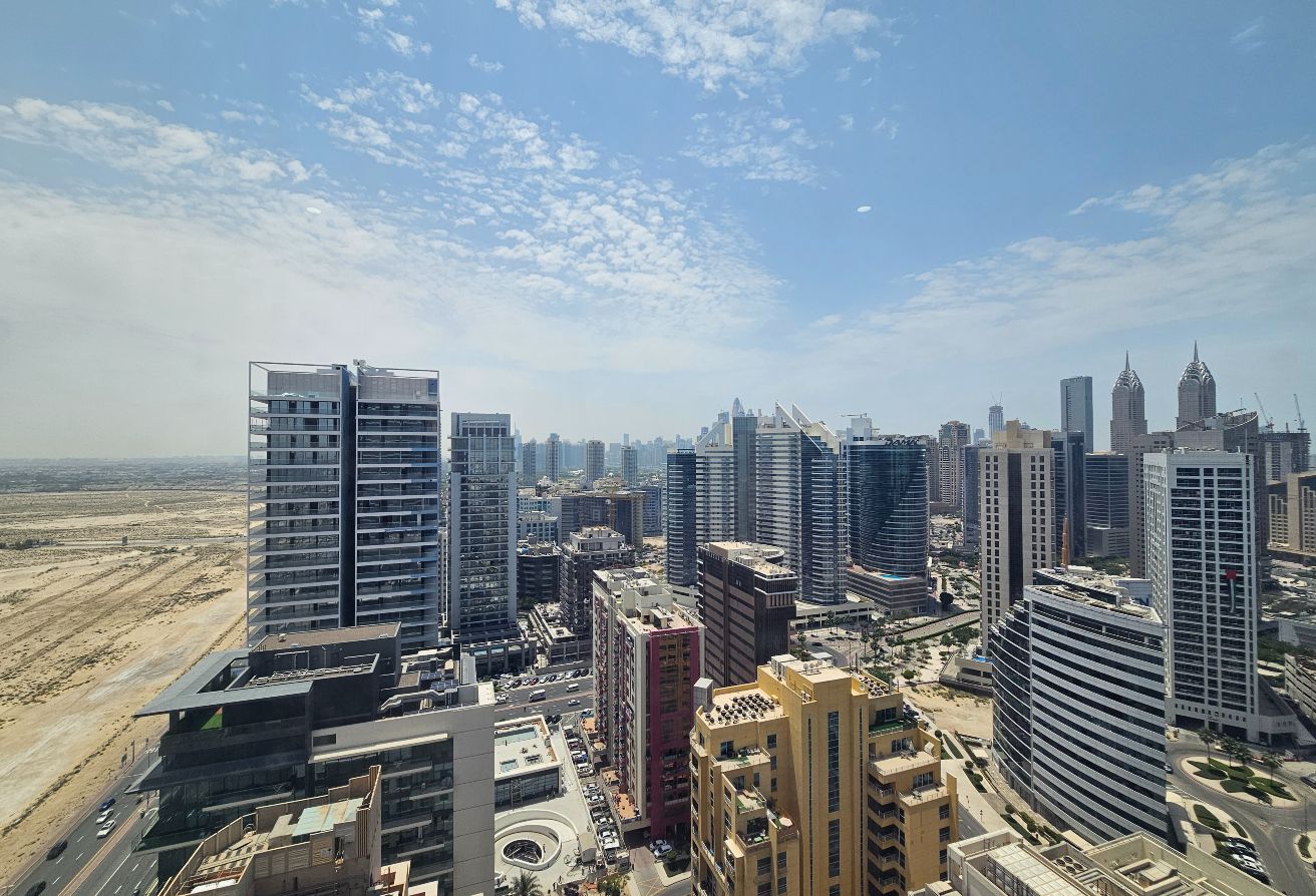 Studio office space in I Rise Tower, Barsha Heights (Tecom): 14
