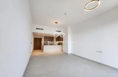 شقة - غرفة نوم - 2 حمامات للايجار في ريفا ريزيدنس - مدينة دبي الملاحية - دبي