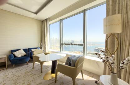 Apartment - Studio - 1 Bathroom for rent in The Palm Tower - Palm Jumeirah - Dubai