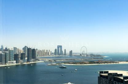 Apartment - Studio - 1 Bathroom for rent in The Palm Tower - Palm Jumeirah - Dubai