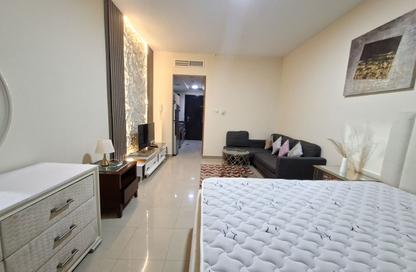 Apartment - Studio - 1 Bathroom for rent in Al Majaz 3 - Al Majaz - Sharjah