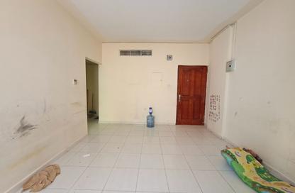 Apartment - 1 - 1 for rent in Fire Station Road - Muwaileh - Sharjah Apartment - 1 - 1 for rent in Fire Station Road - Muwaileh - Sharjah