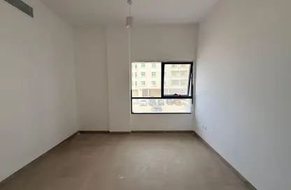 Apartment - 1 Bedroom - 1 Bathroom for rent in Al Qulaya'ah - Al Sharq - Sharjah