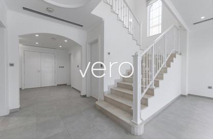 Villa - 4 Bedrooms - 5 Bathrooms for rent in District 3 - Jumeirah Park - Dubai