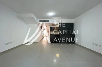 Villa - 2 Bedrooms - 2 Bathrooms for rent in Arabian Style - Al Reef Villas - Al Reef - Abu Dhabi