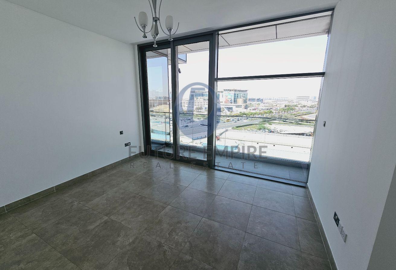 1 MONTH FREE | Luxurious 2BHK + Laundry | Gym Pool photo 9