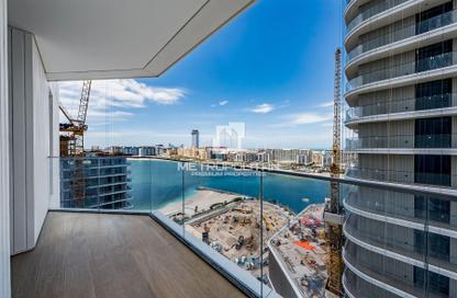 Apartment - 2 Bedrooms - 2 Bathrooms for sale in Palace Beach Residence Tower 2 - Palace Beach Residence - EMAAR Beachfront - Dubai Harbour - Dubai