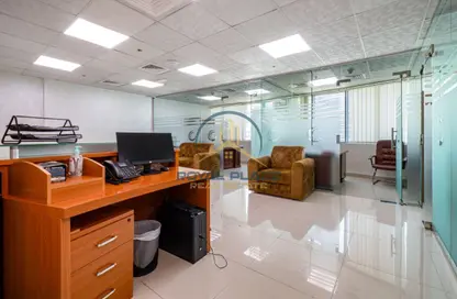 مكتب - غرفة نوم - 1 حمام للايجار في XL برج - الخليج التجاري - دبي